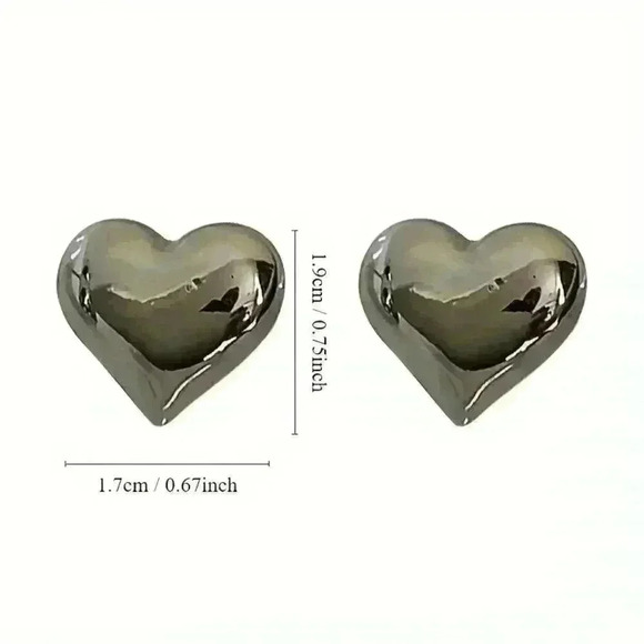 Sleek Metal Heart Earrings - Picture 3 of 3